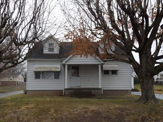 Foreclosed Home - 107 N MERIDIAN ST, 47541