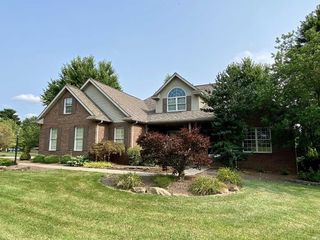 Foreclosed Home - 1725 GREGORY LN, 47546