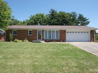 Foreclosed Home - 1486 GREGORY LN, 47546