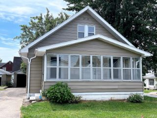 Foreclosed Home - 503 E 15TH ST, 47546