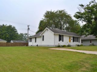 Foreclosed Home - 709 S 10TH ST, 47567