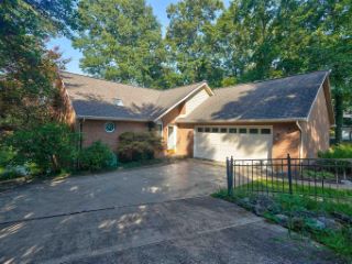 Foreclosed Home - 418 W PRANCER DR N, 47579