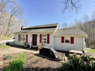 Foreclosed Home - 12720 JONES MILL RD, 47586