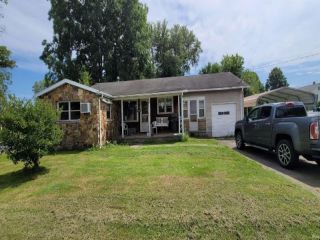 Foreclosed Home - 1825 TELL ST, 47586