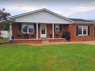 Foreclosed Home - 1222 20TH ST, 47586