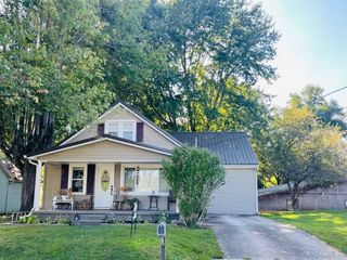 Foreclosed Home - 1531 20TH ST, 47586