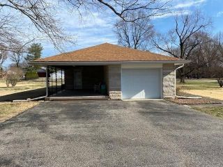 Foreclosed Home - 2700 AVONDALE RD, 47591