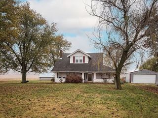 Foreclosed Home - 3102 N MEYER RD, 47591