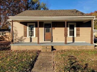 Foreclosed Home - 217 S 8TH ST, 47601