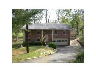 Foreclosed Home - 621 BARTLETT DR, 47630