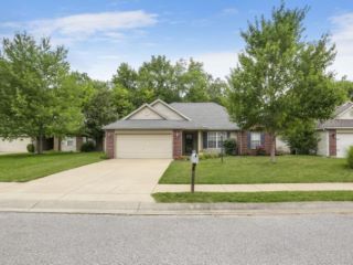 Foreclosed Home - 8106 CEDAR POINT DR, 47630