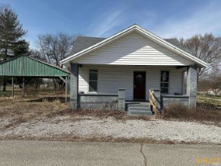 Foreclosed Home - 9600 1ST ST, 47633