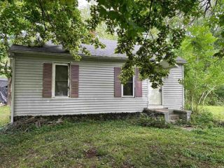 Foreclosed Home - 1213 N JOHNSON ST, 47634