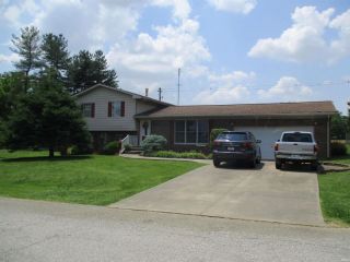 Foreclosed Home - 842 N REBEL SQ W, 47635