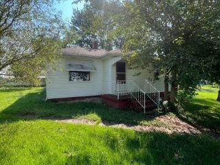 Foreclosed Home - 6766 DOUGLAS ST, 47637