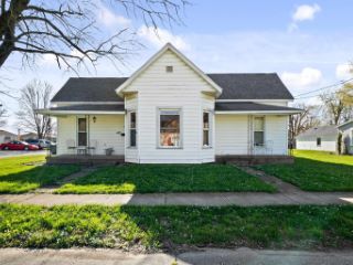 Foreclosed Home - 607 S CENTER ST, 47648