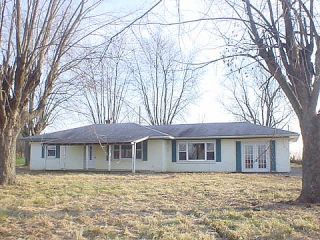 Foreclosed Home - 669 W 350 S, 47670