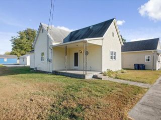 Foreclosed Home - 702 S STORMONT ST, 47670