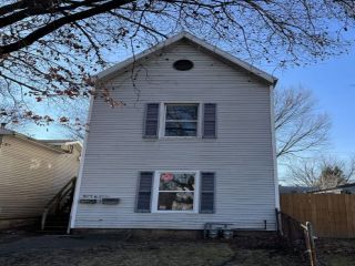 Foreclosed Home - 514 N 4TH AVE, 47710