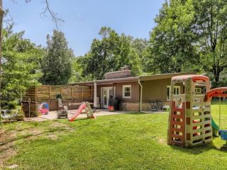 Foreclosed Home - 130 INWOOD DR, 47711