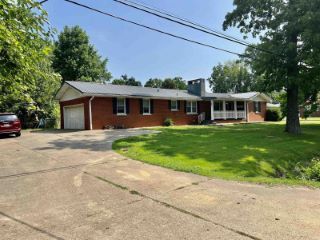 Foreclosed Home - 5500 TWICKINGHAM DR, 47711