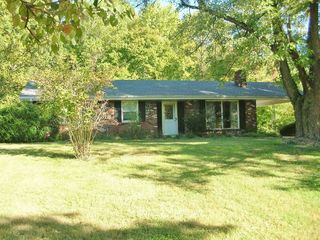 Foreclosed Home - 2400 SCHUTTE RD, 47712