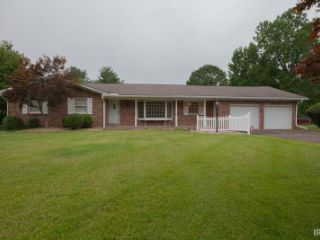 Foreclosed Home - 725 MELS DR, 47712