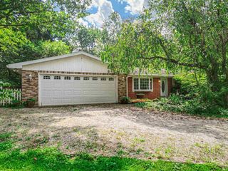 Foreclosed Home - 6504 RAINTREE DR, 47712