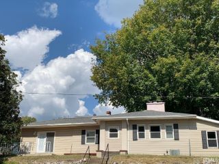 Foreclosed Home - 2911 W FRANKLIN ST, 47712