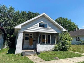 Foreclosed Home - 1656 S EVANS AVE, 47713