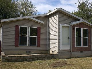 Foreclosed Home - 2023 GILBERT AVE, 47714