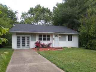 Foreclosed Home - 1414 Crabapple Circle, 47714
