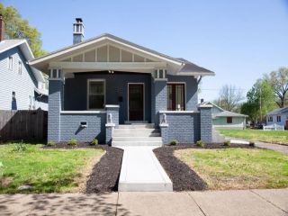 Foreclosed Home - 1066 MADISON AVE, 47714