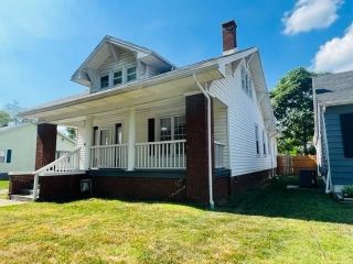 Foreclosed Home - 1114 MADISON AVE, 47714