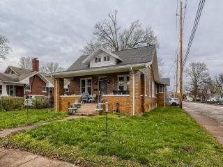 Foreclosed Home - 1040 E POWELL AVE, 47714