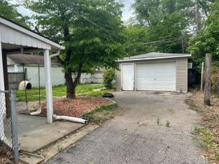 Foreclosed Home - 1050 BELLEMEADE AVE, 47714