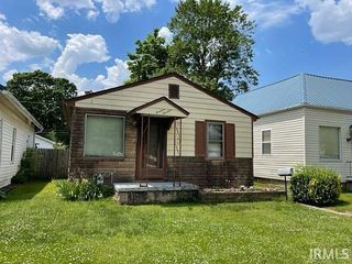 Foreclosed Home - 1313 LODGE AVE, 47714