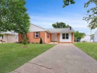 Foreclosed Home - 1716 S WALNUT LN, 47714