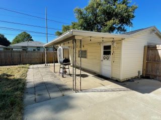 Foreclosed Home - 2409 GRAHAM AVE, 47714