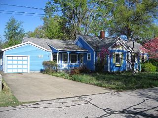 Foreclosed Home - 927 ROYAL AVE, 47715