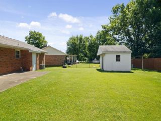 Foreclosed Home - 4215 DERBY LN, 47715