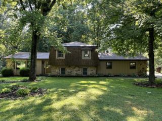 Foreclosed Home - 10136 N LIMBERLOST CT, 47803