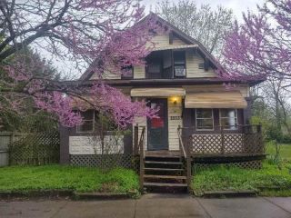 Foreclosed Home - 2933 N 15 1 2 St, 47804