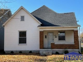 Foreclosed Home - 2130 N 12TH ST, 47804