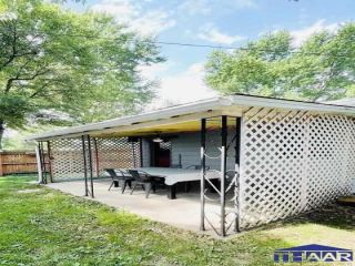 Foreclosed Home - 1700 N 16TH ST, 47804