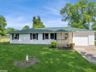 Foreclosed Home - 7979 N WEGER ST, 47805