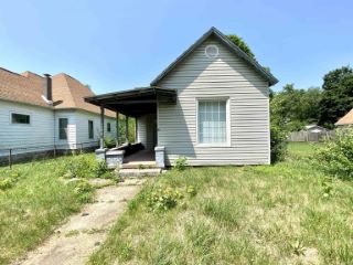 Foreclosed Home - 1212 N 10TH ST, 47807