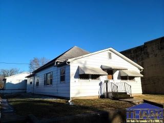 Foreclosed Home - 345 N 9TH ST, 47842