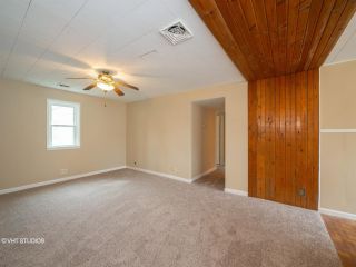 Foreclosed Home - 402 Barton St, 47872