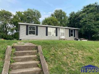 Foreclosed Home - 523 S COURT ST, 47882
